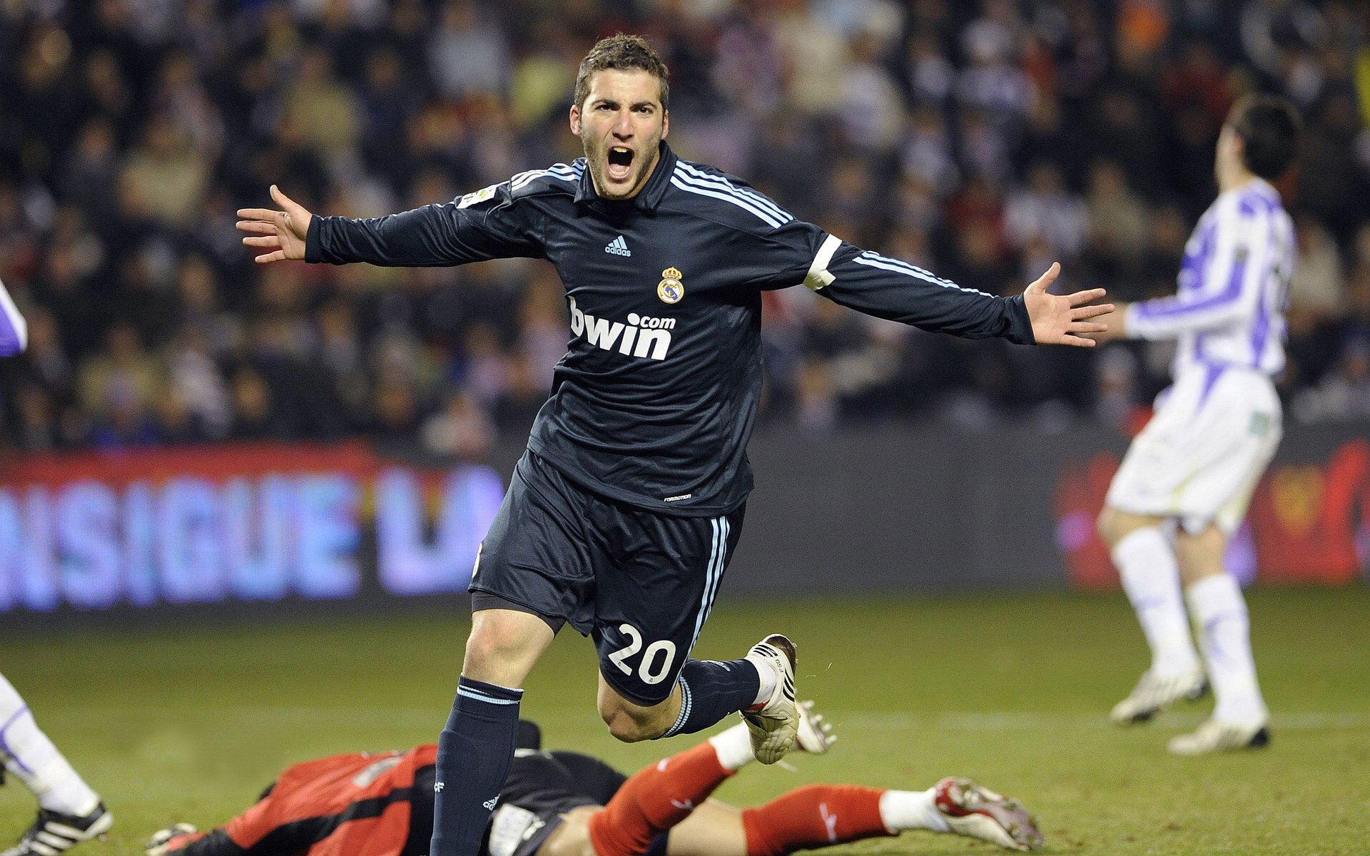 尤文1-1多特，多特主业如常，老妇人陷入困境，尤文vs多特